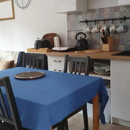 ゲストハウス Pensjon Orzel シュチルク