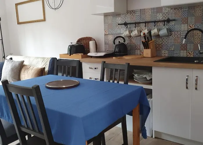 بيت ضيافة Pensjon Orzel شتوروك